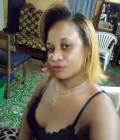 Dating Woman Madagascar to  : Sacha, 34 years